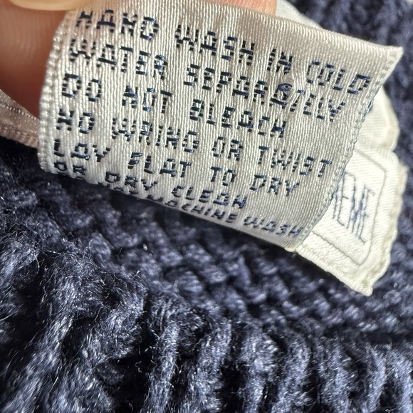 Hand Knit Sweater Womens L Navy Blue Floral Heavy Pullover Heavy Grandma Boho - Picture 7 of 11